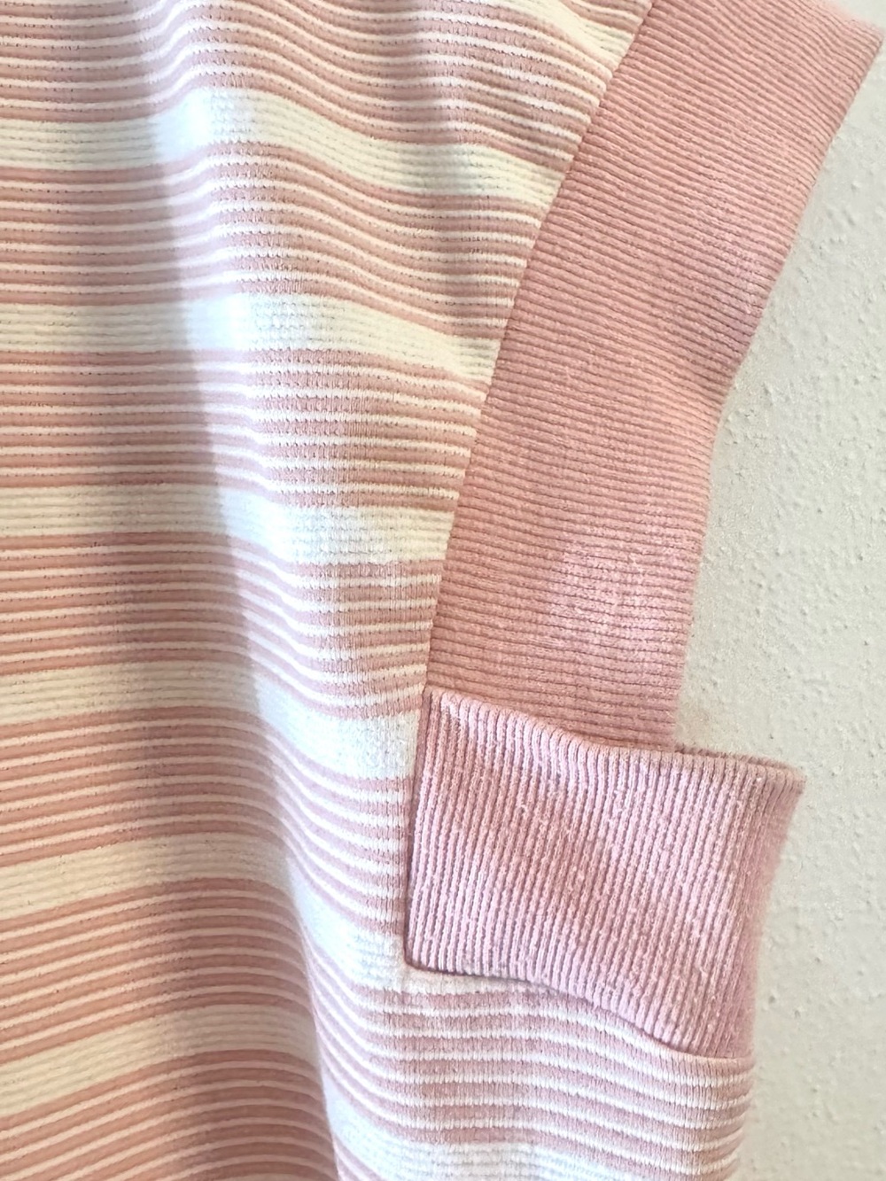 Evaless Women's Pink White Striped Short Sleeve Knit Top Size XL Ribbed Hem - Picture 5 of 7